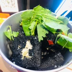 黑色经典臭豆腐 坡子街特产局店 的长沙臭豆腐好不好吃 用户评价口味怎么样 长沙美食长沙臭豆腐实拍图片 大众点评