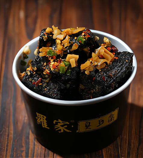 老阚臭豆腐加盟费用解析 投资前景与运营策略全攻略